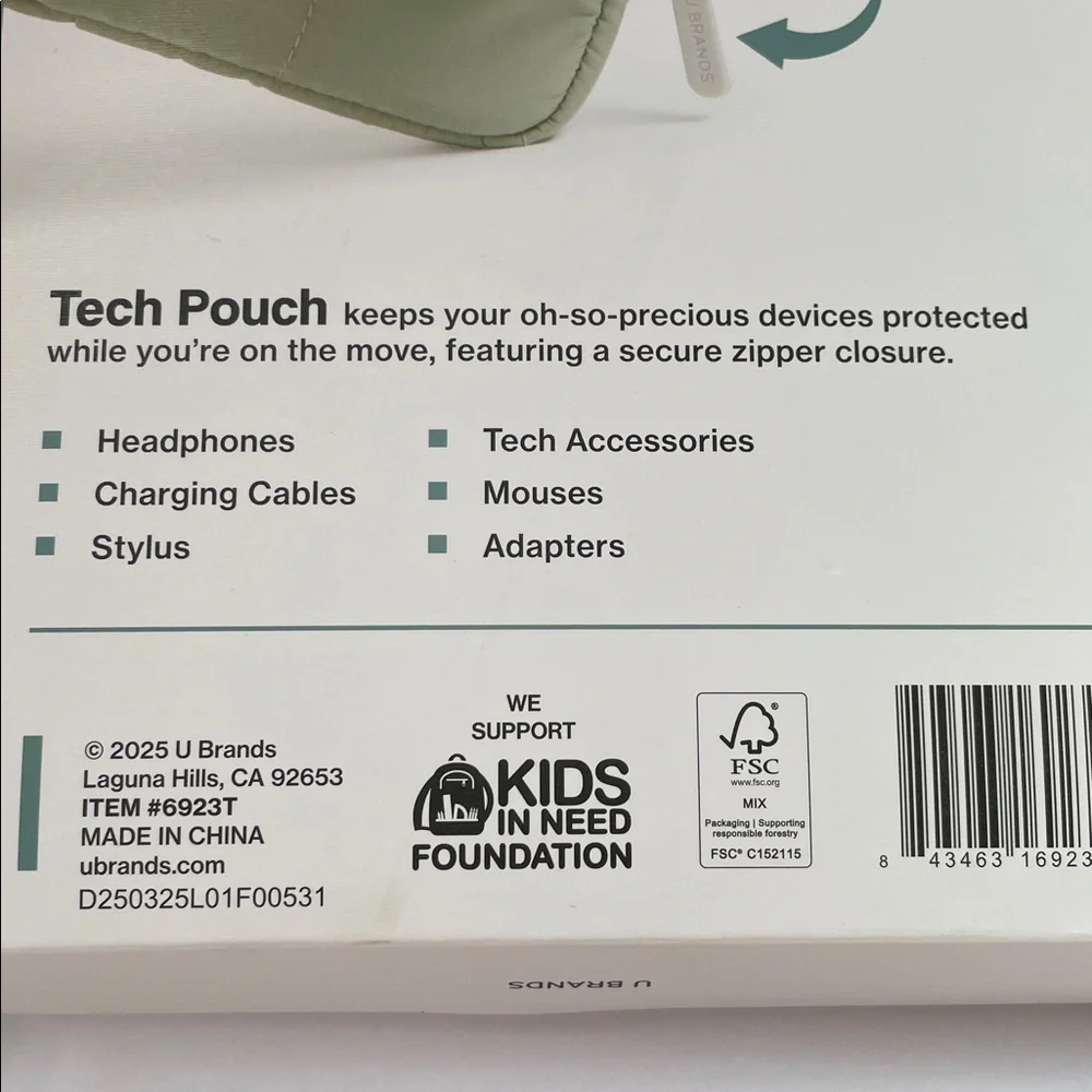 NWT Tech Pouch for Tablets & Accessories. Sage Green.